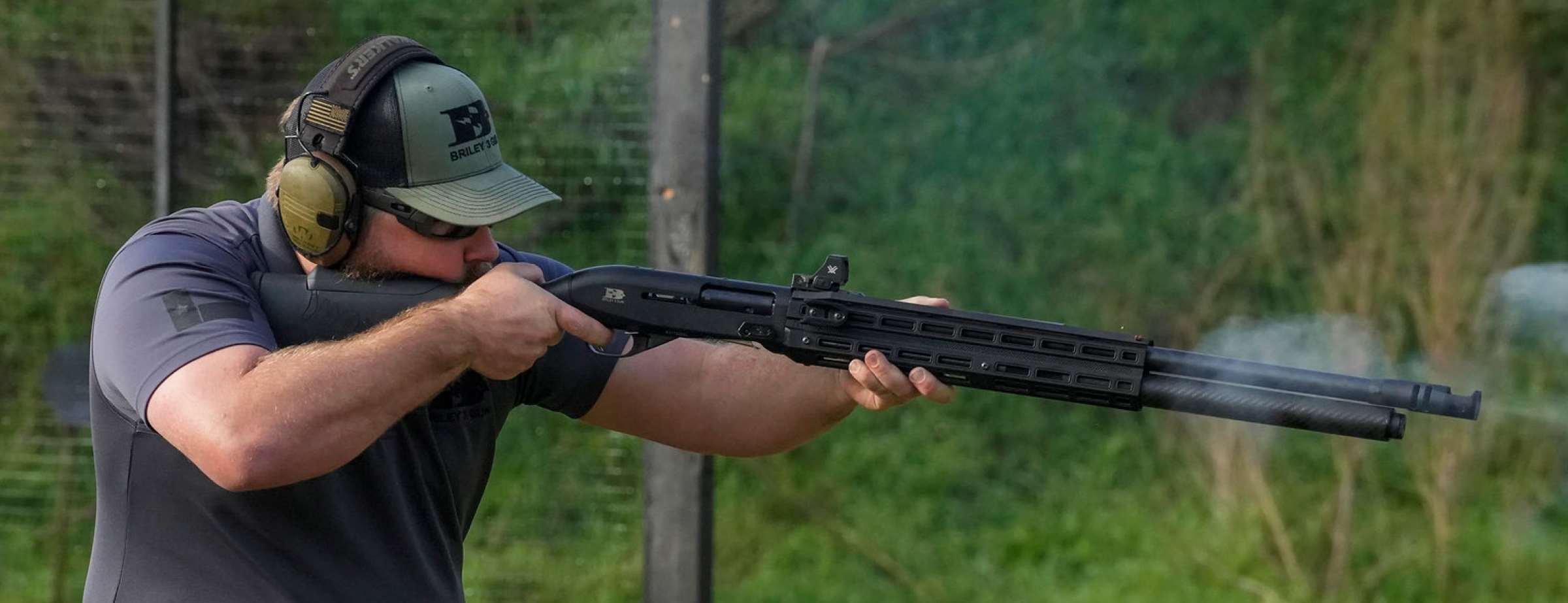 Multigun competitor