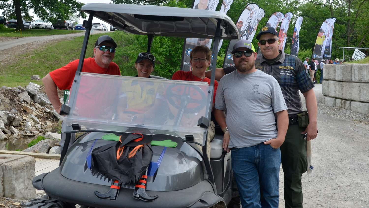 Match staff and competitors come together at the conclusion of the Cameron Cup for a group photo (l. to r.): Tim Cooper, Claudia Alley, Pat Cooper, Brent Cooper and the U.S. Border Patrol&#x27;s Adam Kovatch.