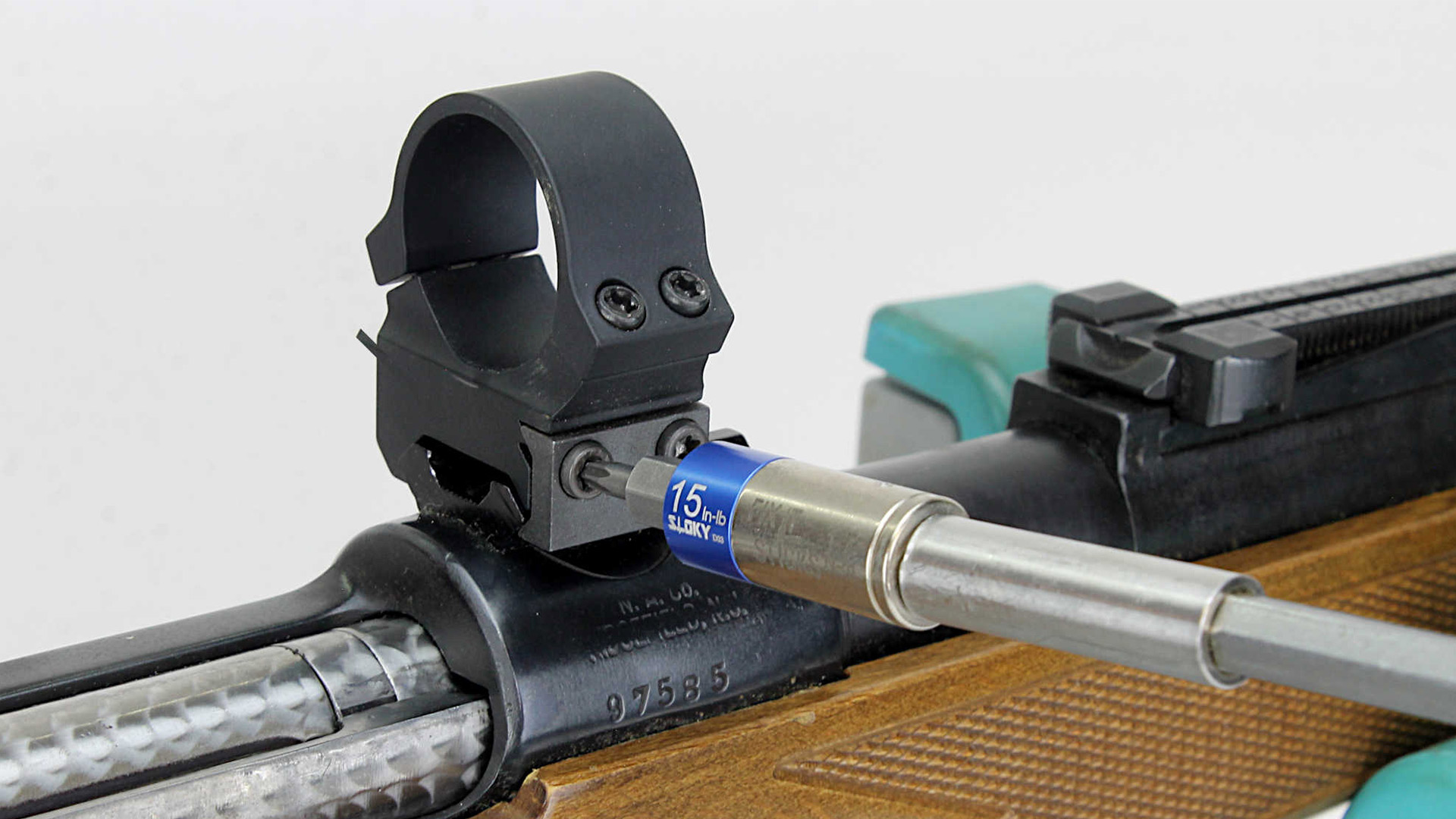 Torque wrench (limiter) for scope rings.