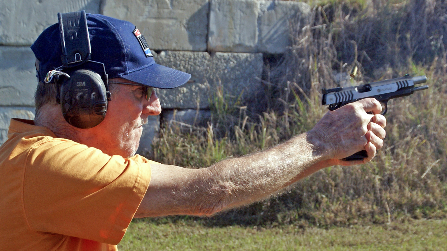 This pistol is ideal for competitive shooting in IDPA, IPSC, USPSA, Bianchi Cup, Pro-Am Shooting and Steel Challenge.