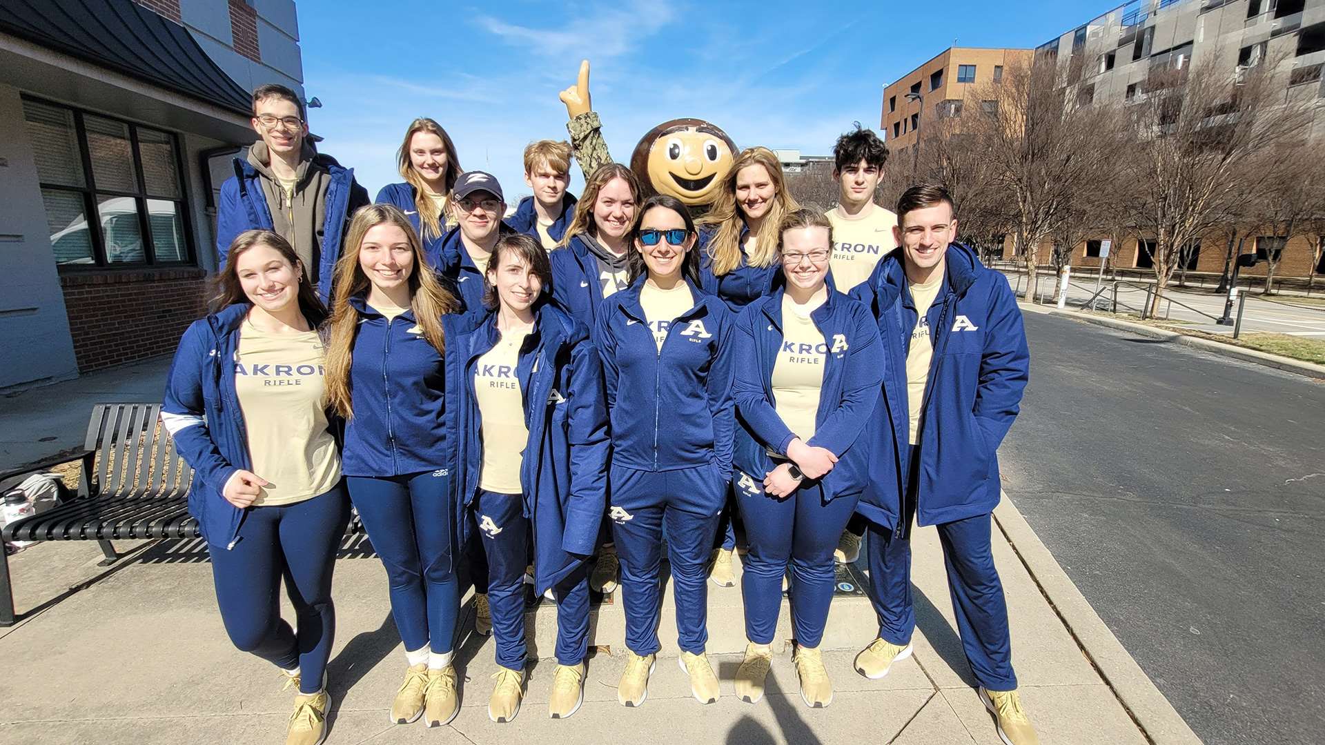 Akron Zips rifle team