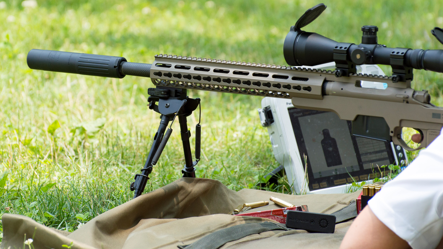 Rifle zeroing with an electronic target system
