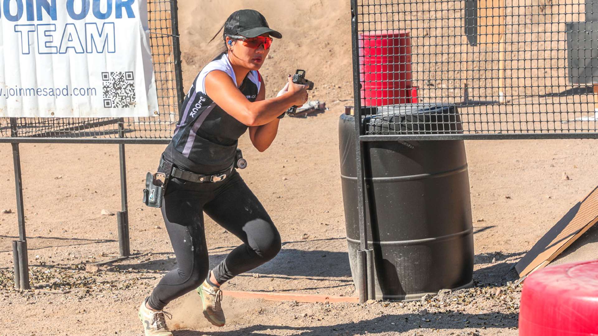 USPSA competitor on the move