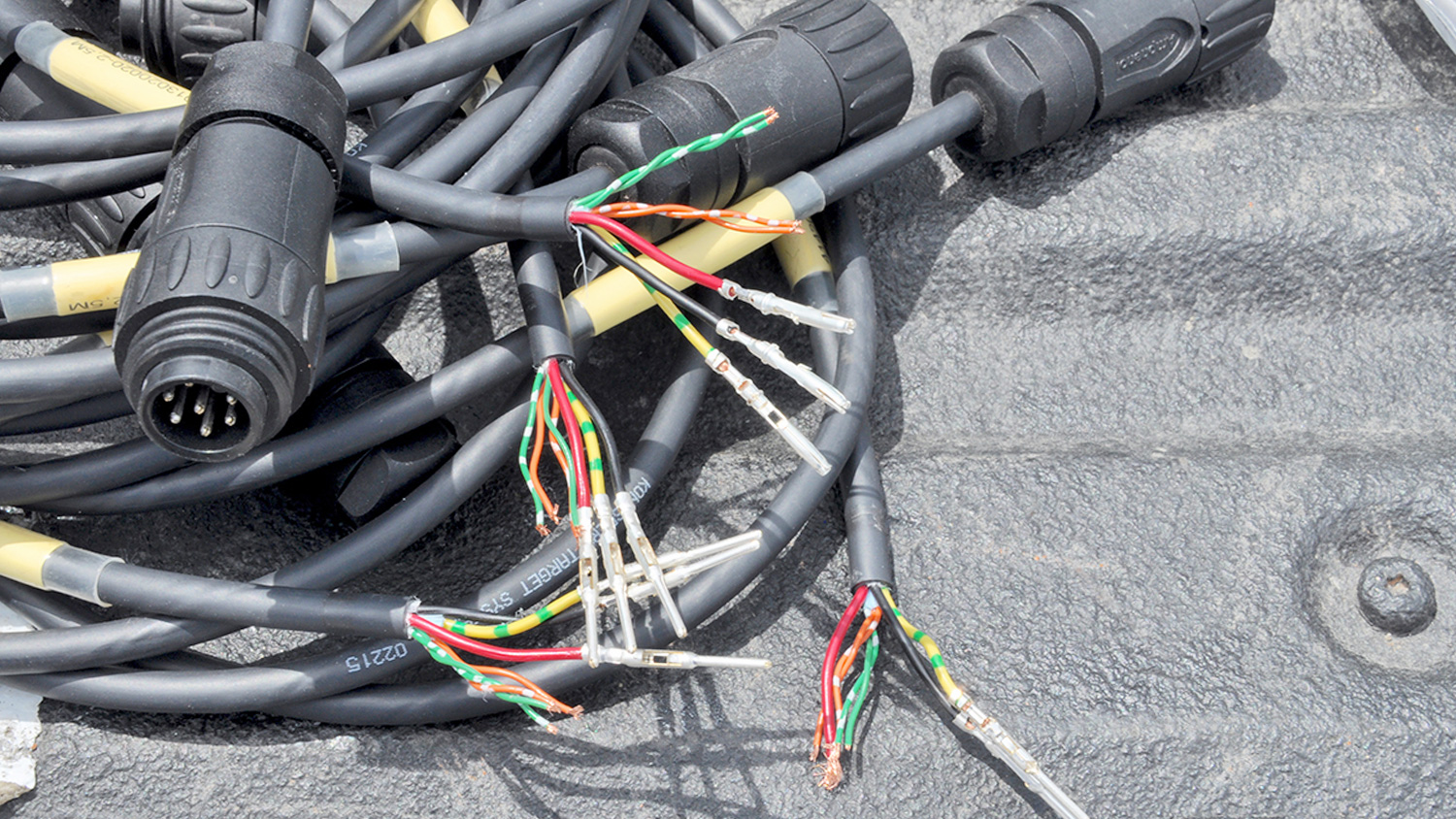 Damaged CMP e-target cables
