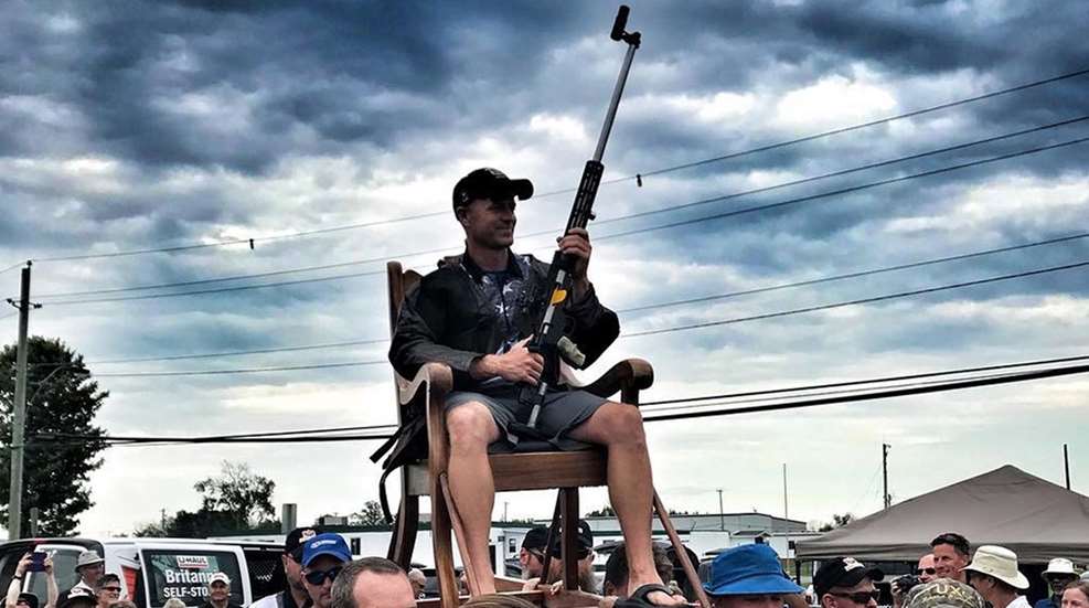 chairing1.jpg