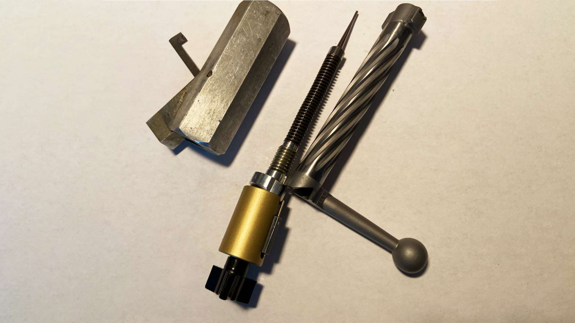 Rifle bolt tools