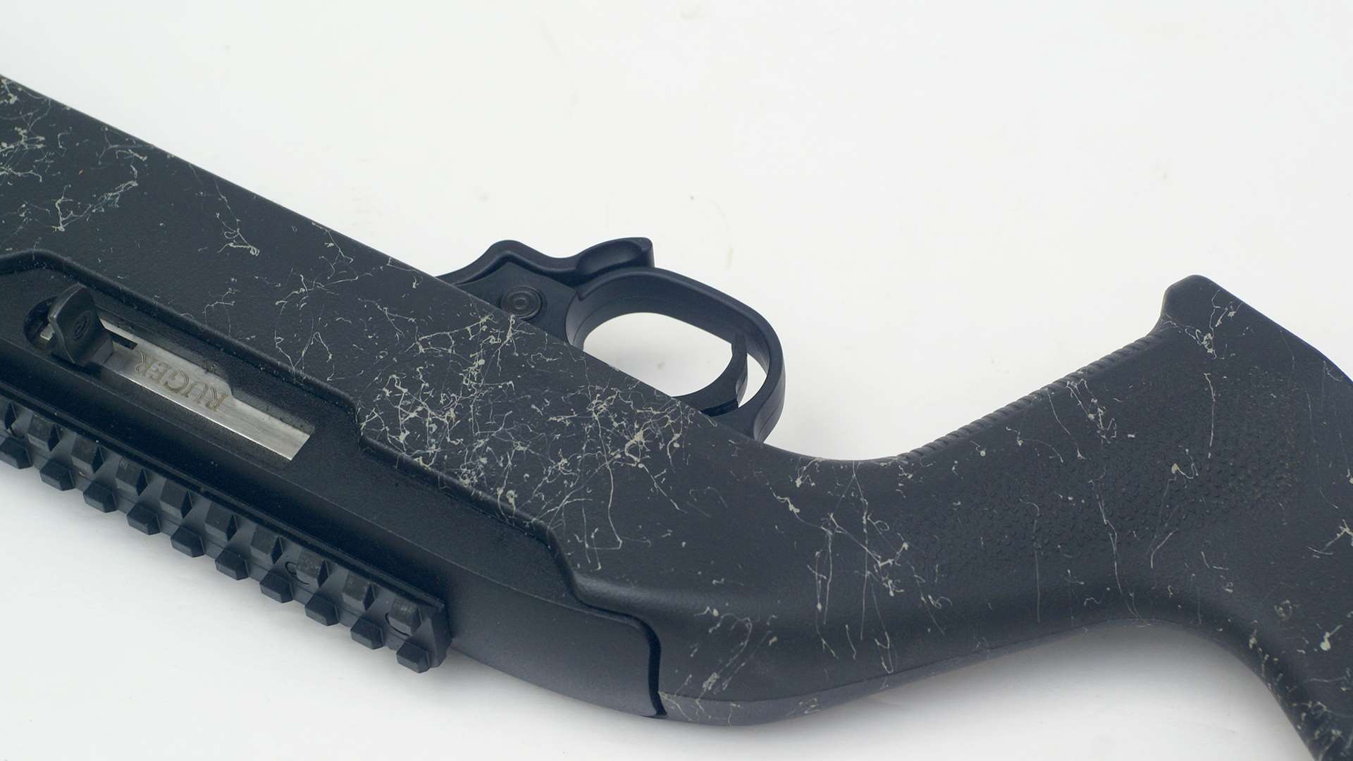 Ruger 10/22 Carbon Fiber extended magazine release