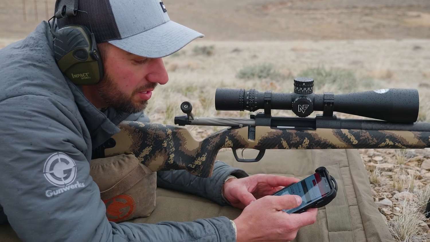 Hinojosa uses Hornady&#x27;s 4DOF app for data.