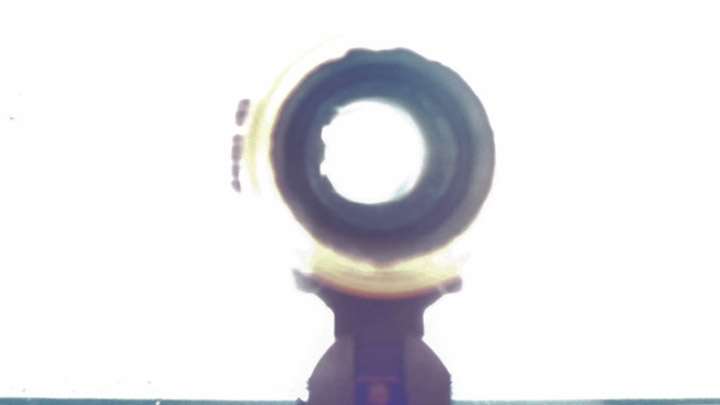 Simulated Troxler effect on a pistol with a red dot sight