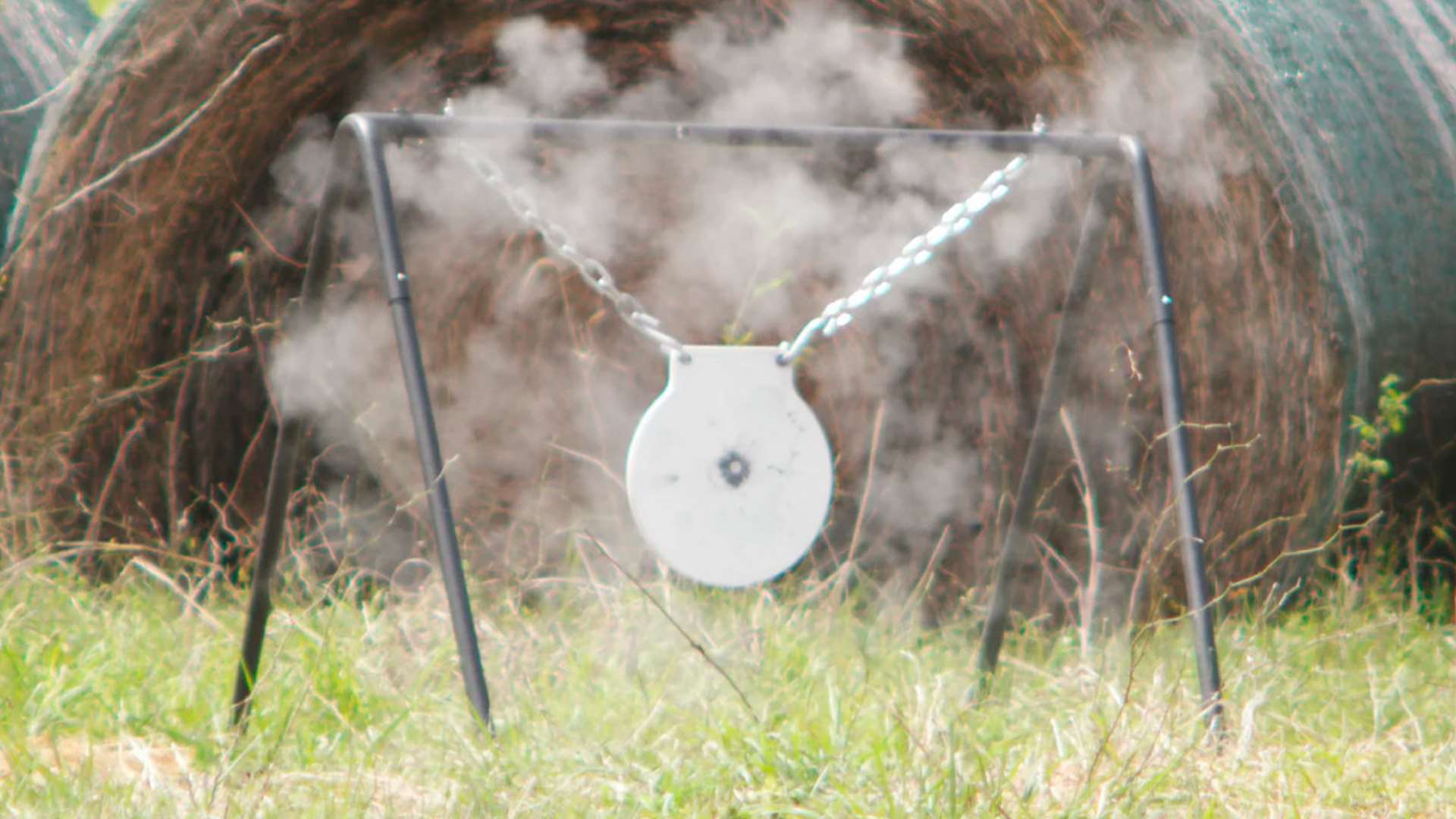 Steel plate for long-range competition