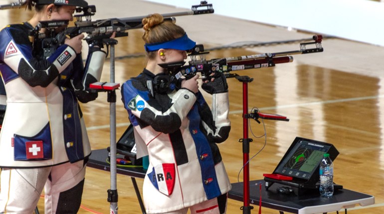 Océanne Muller Goes Perfect as WVU Opens Bid for Third Straight Title | An NRA Shooting Sports Journal