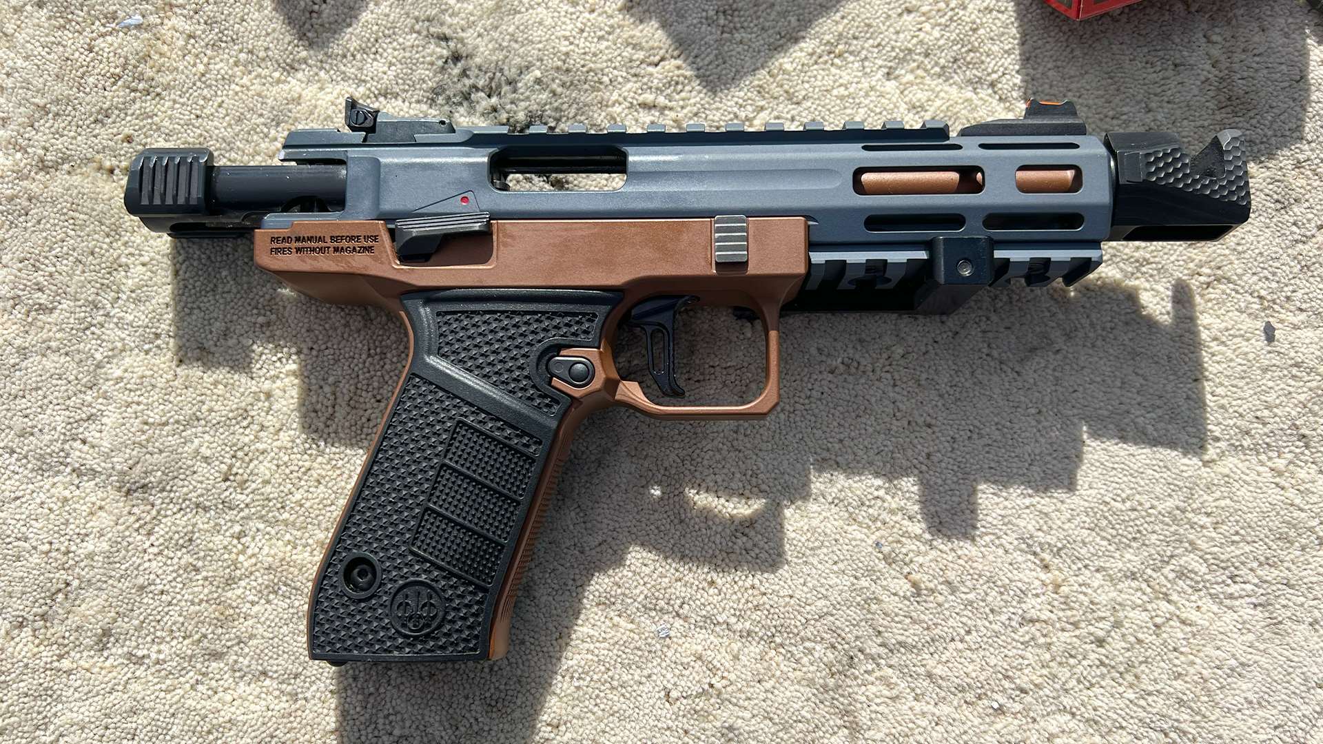 B22 Jaguar right-side view