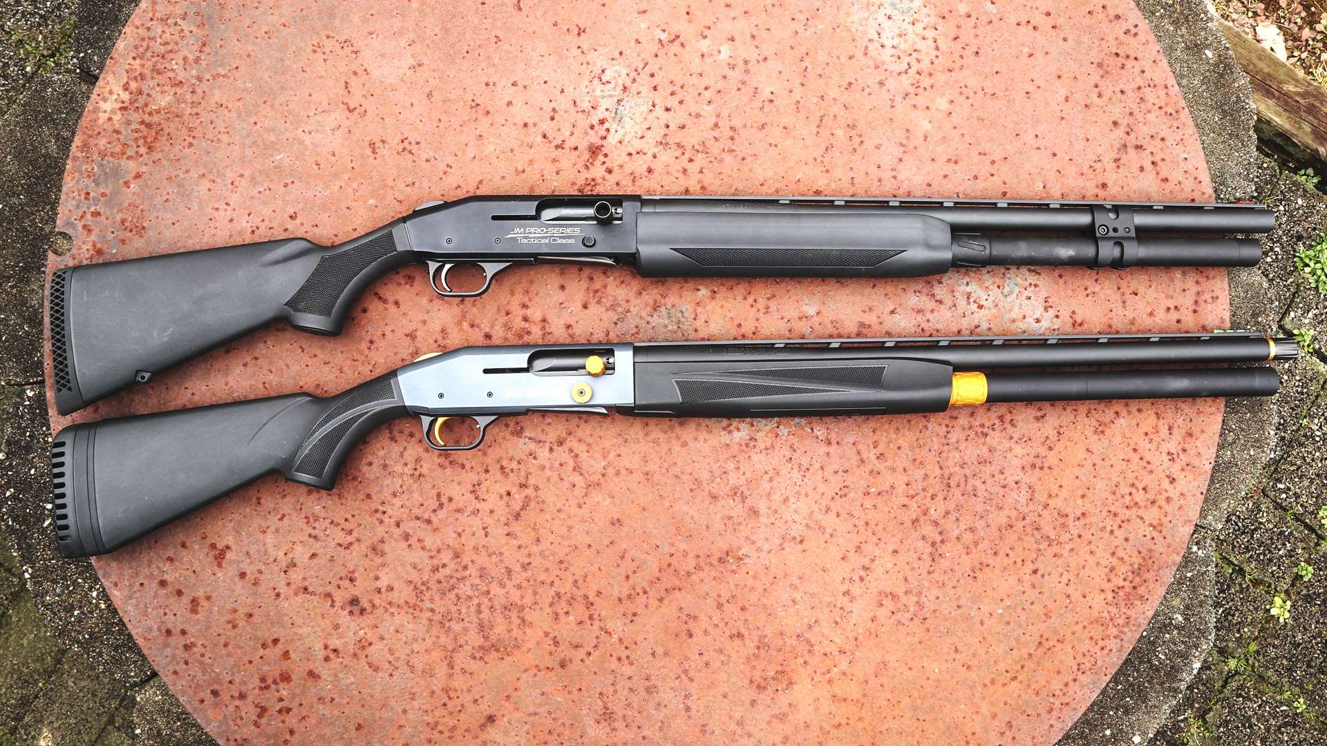 Mossberg 940 vs. Mossberg 930