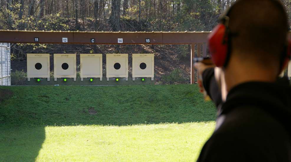 2009_coll_pistol-2.jpg