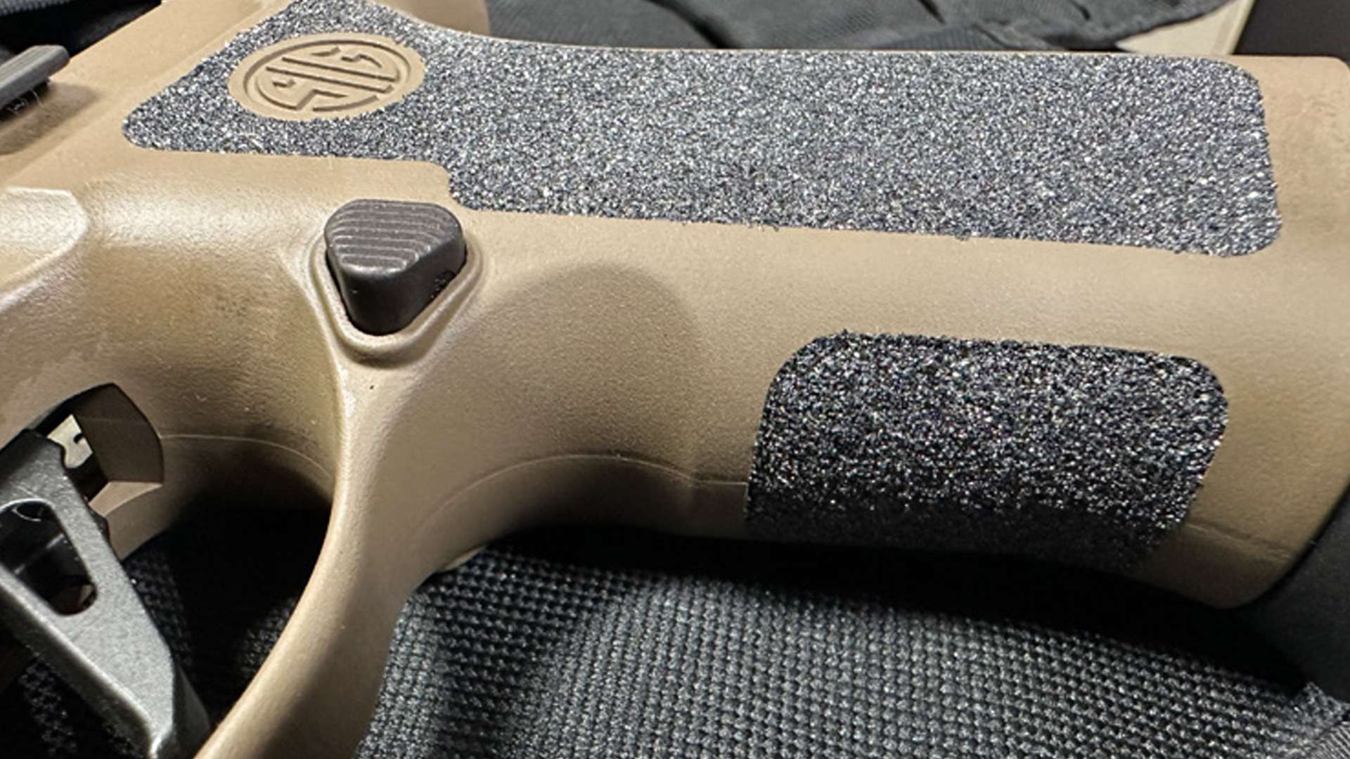 SIG DH3 P320 9 mm grip