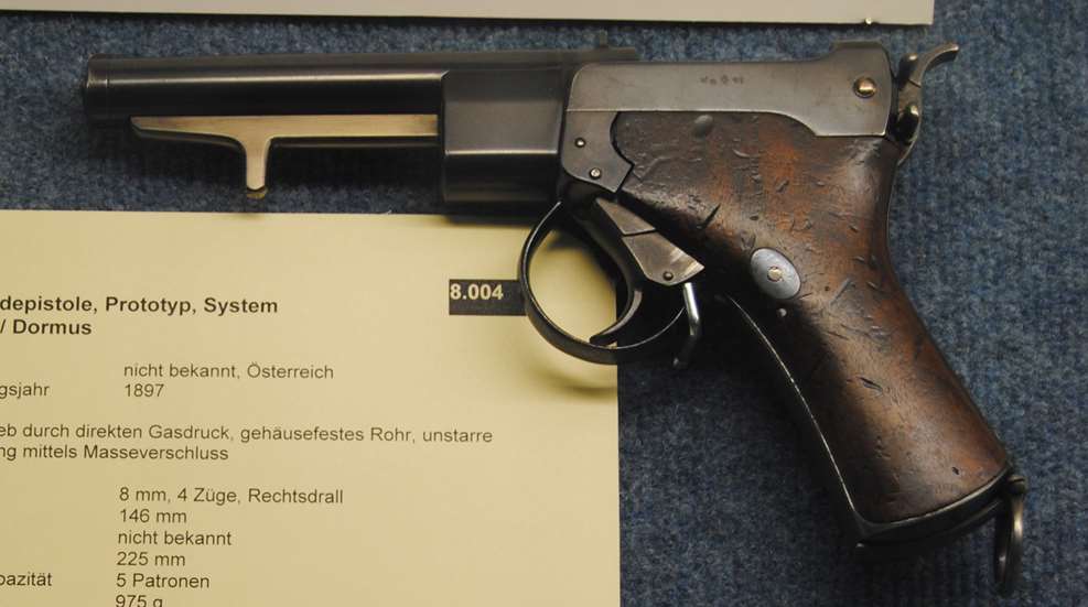 semi-autopistol1.jpg