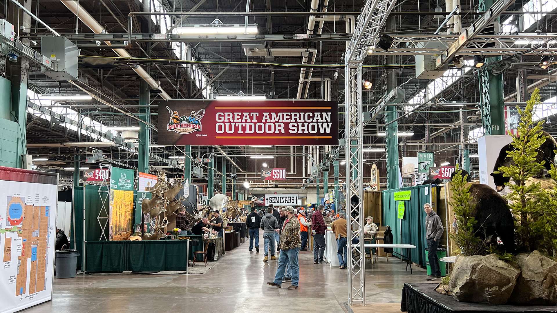 GAOS exhibit hall